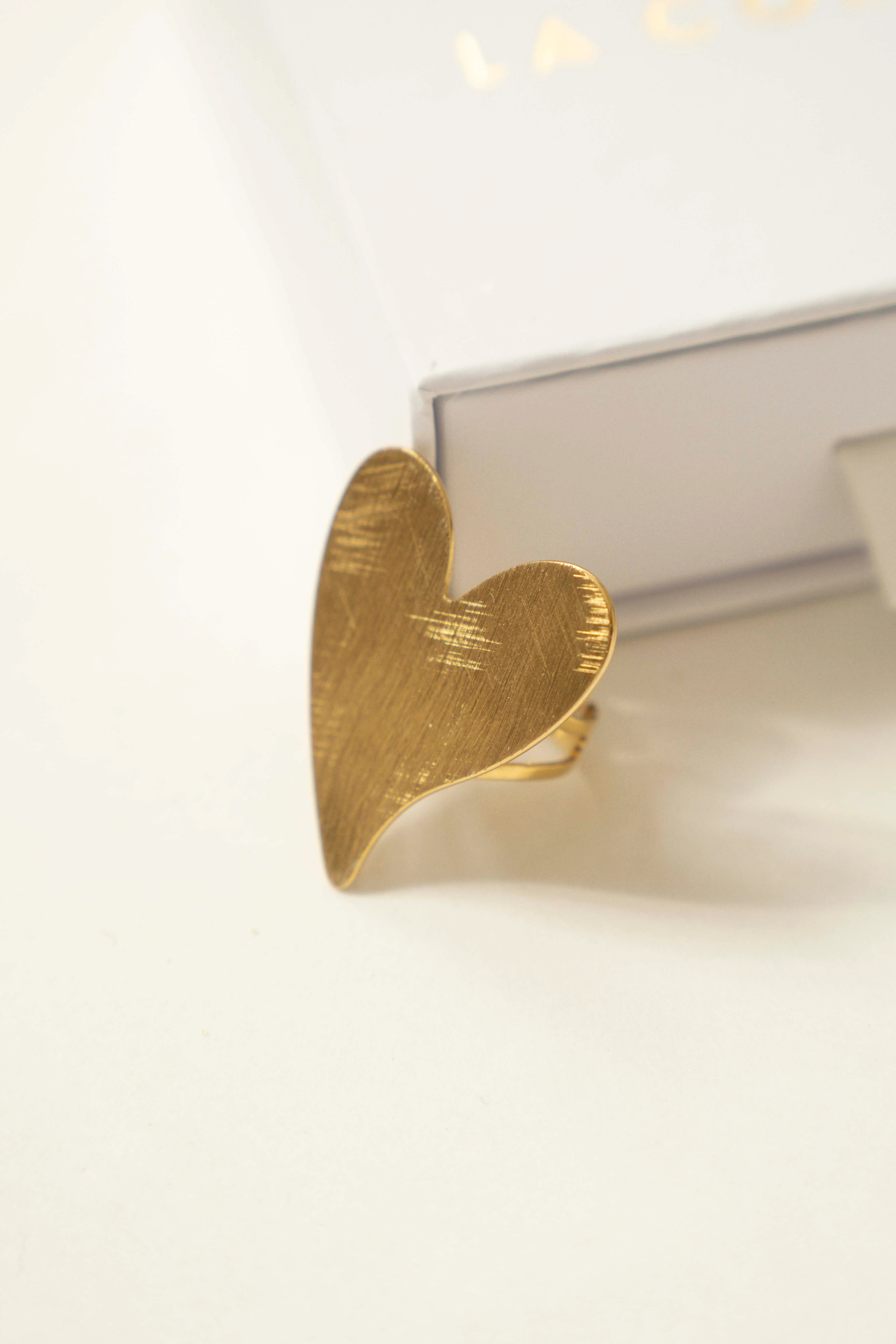 ANILLO MAXI CORAZÓN TEXTURA - Image 2