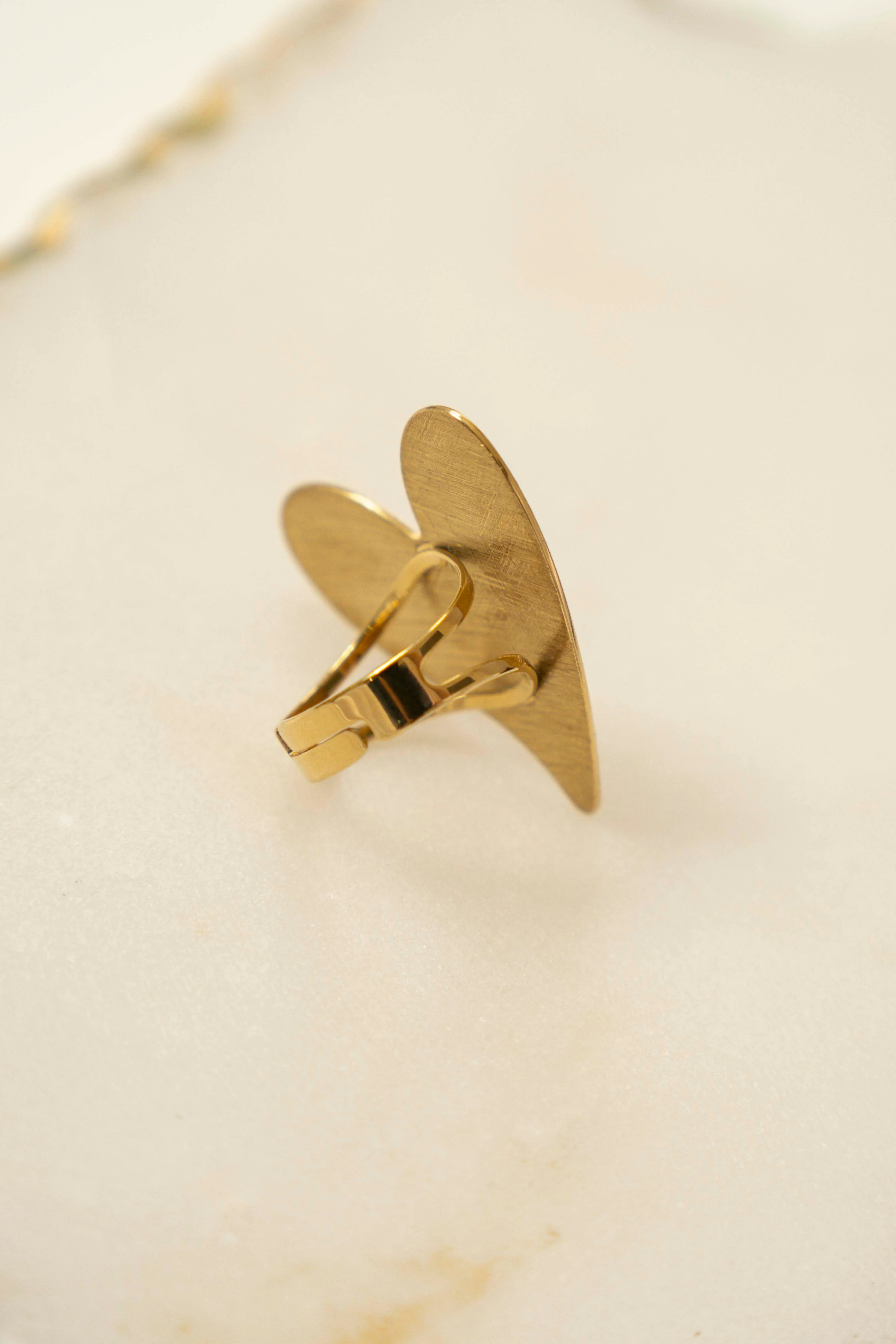 ANILLO MAXI CORAZÓN TEXTURA - Image 3