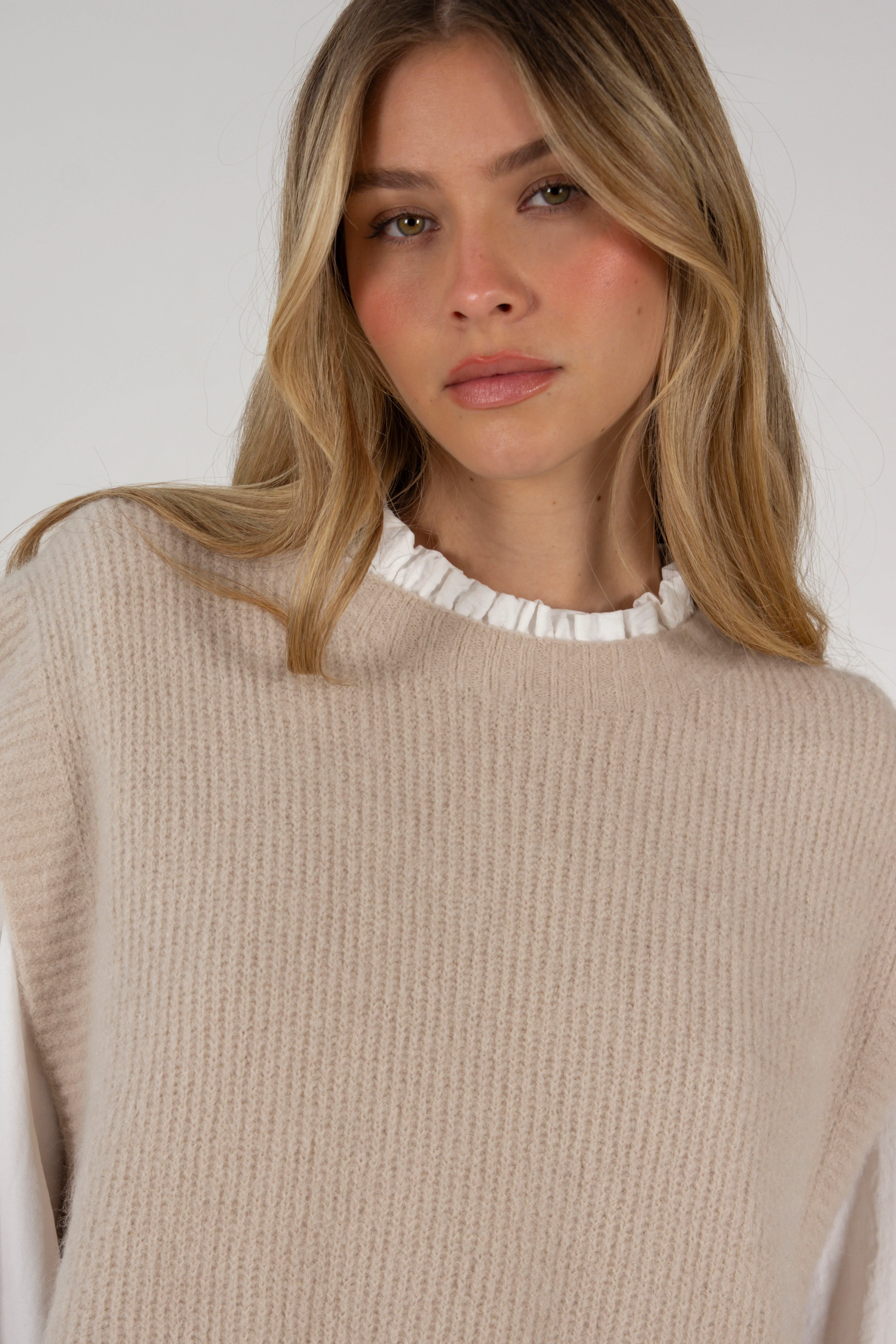 CHALECO ELI // BEIGE - Image 6
