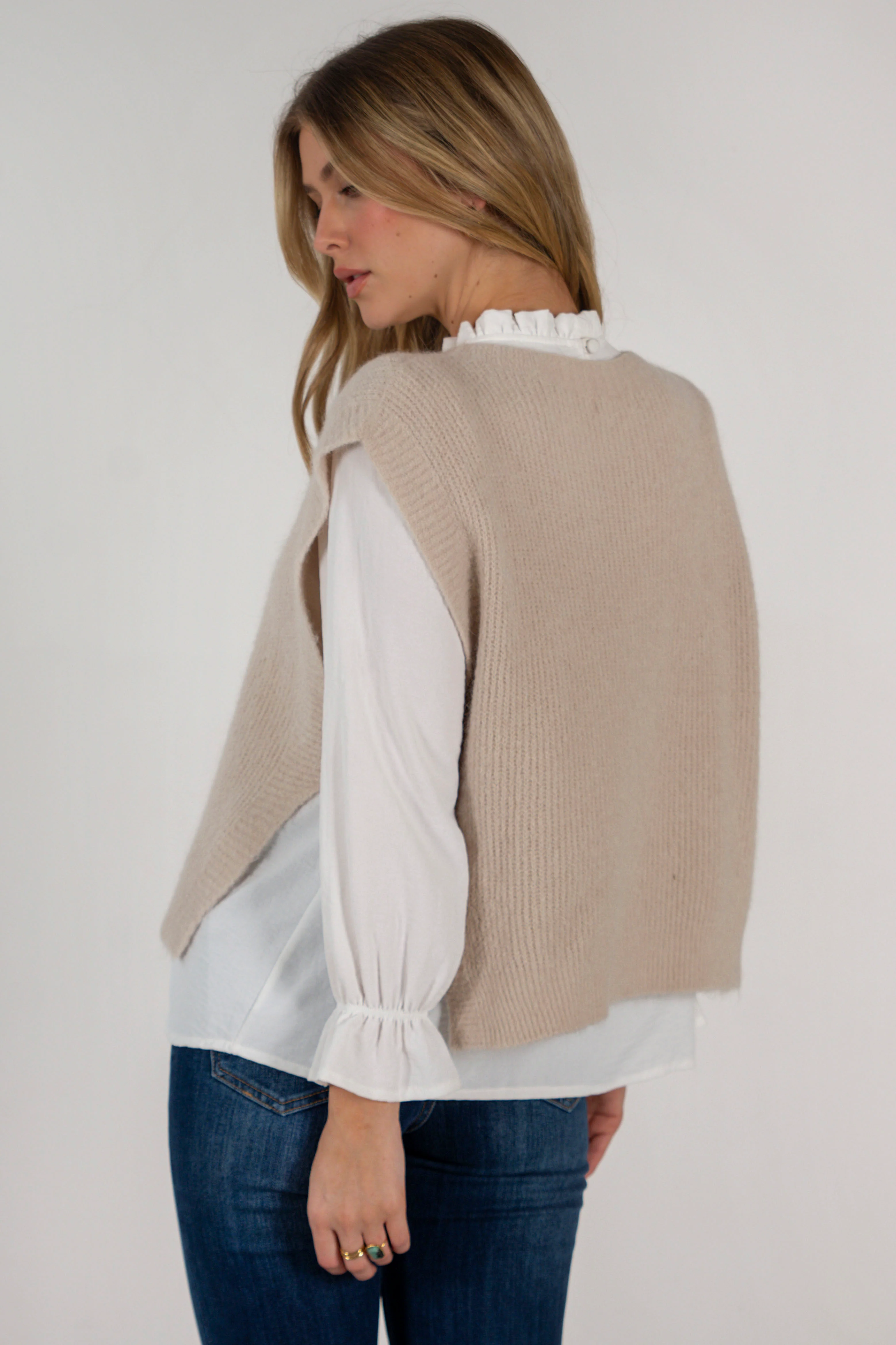 CHALECO ELI // BEIGE - Image 9