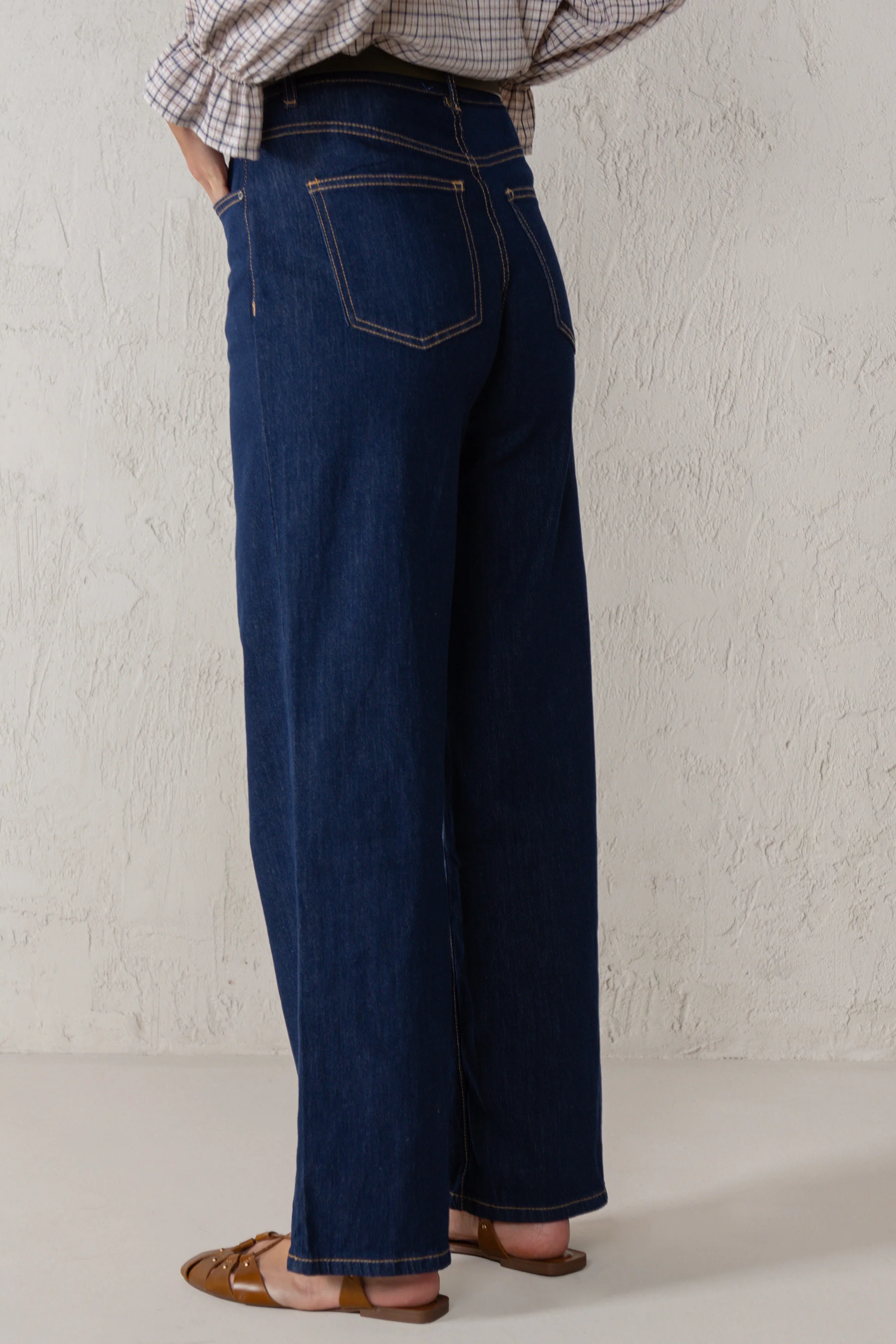 JEANS JULIETA // DENIM OSCURO - Image 4