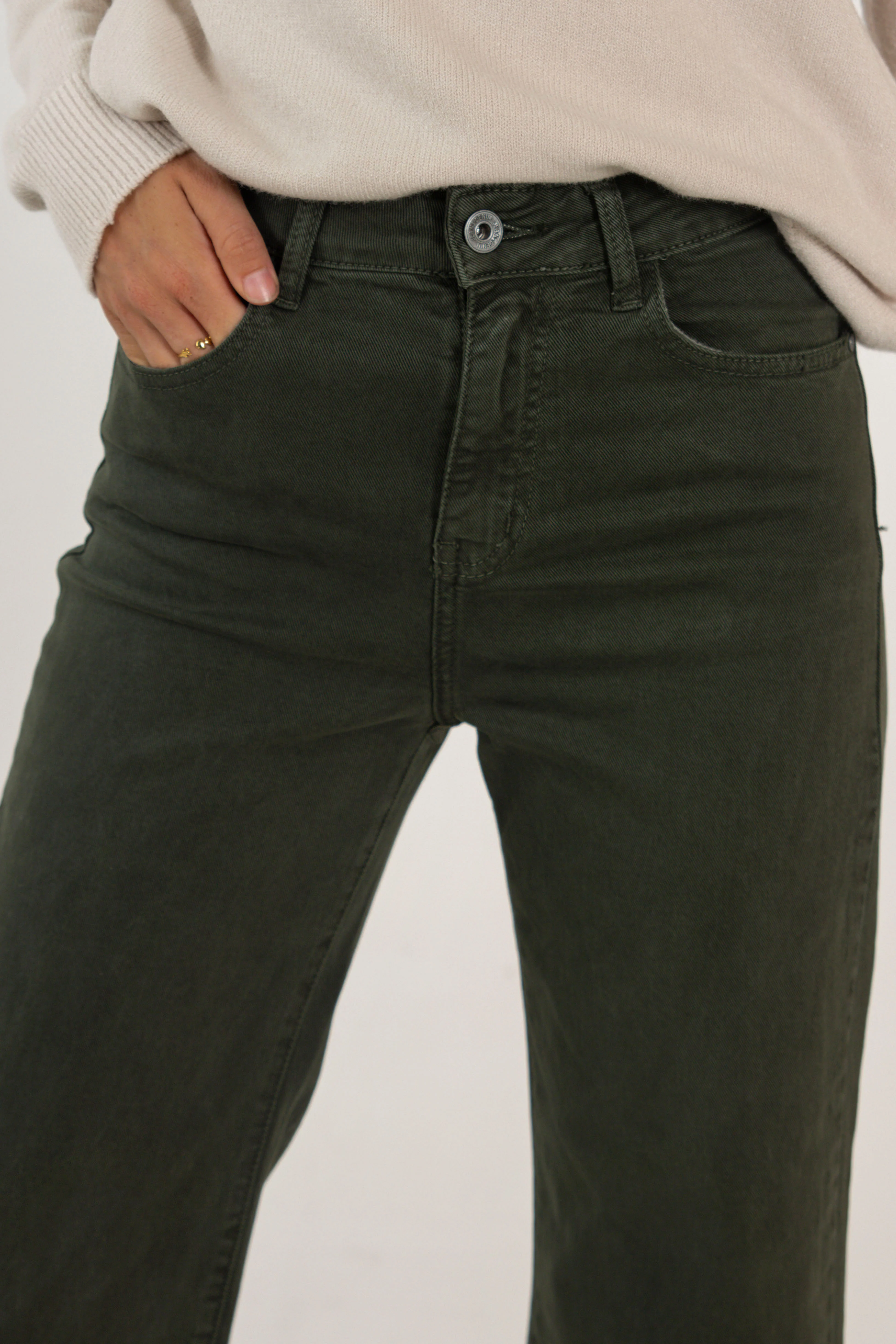 PANTALÓN CAROL // VERDE OSCURO - Image 7