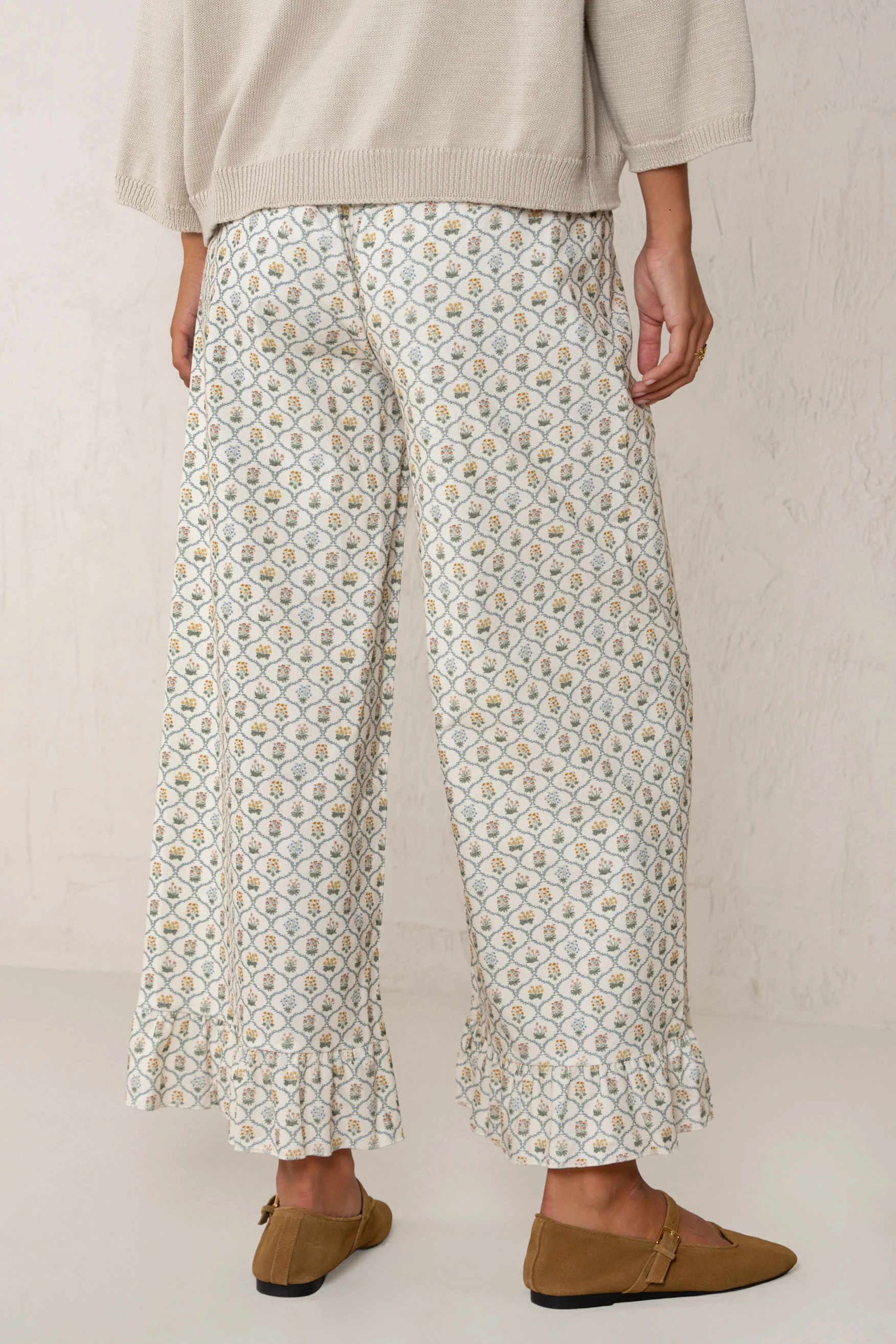 PANTALÓN CHLOE // FLORES AZUL CLARO - Image 4