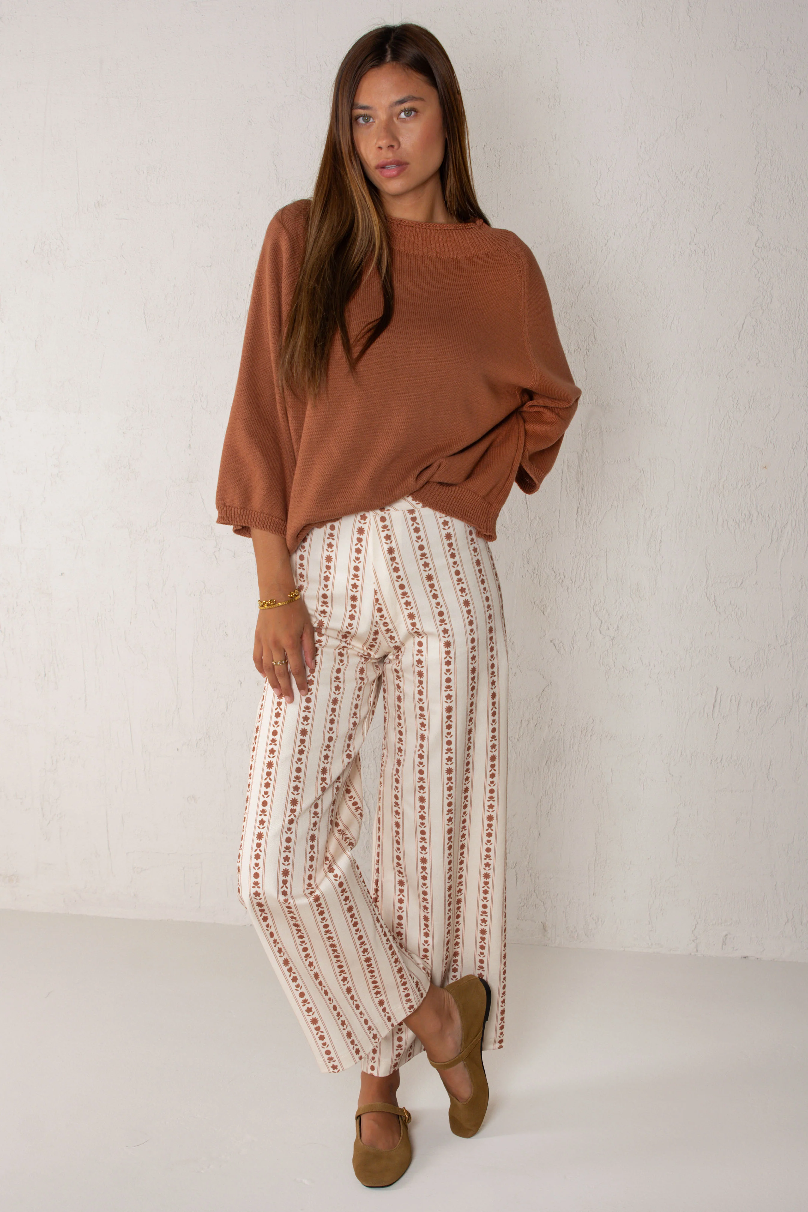 PANTALÓN PAULA // FLORES TEJA - Image 6