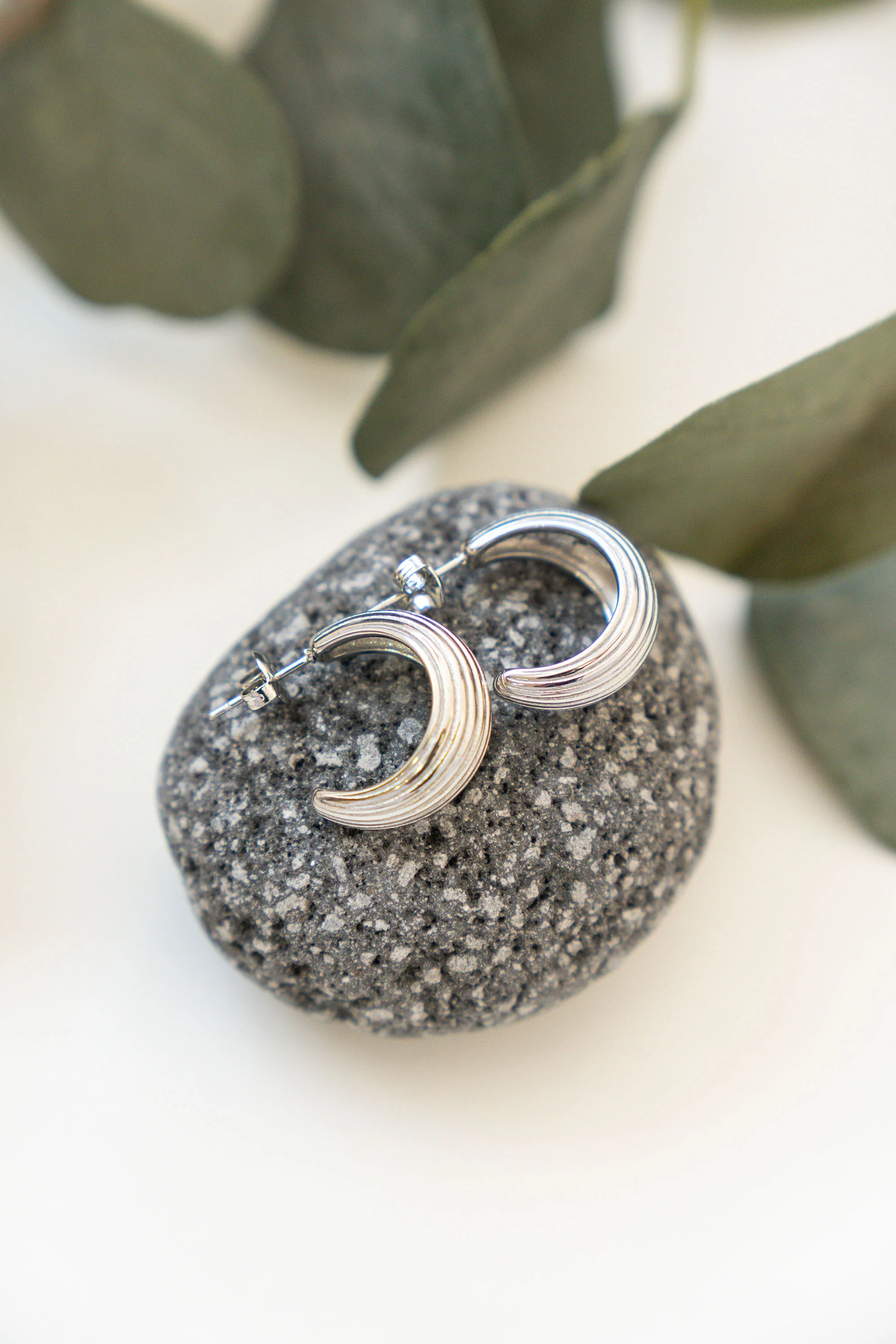 PENDIENTES ARO BOLD CANALE // PLATEADO