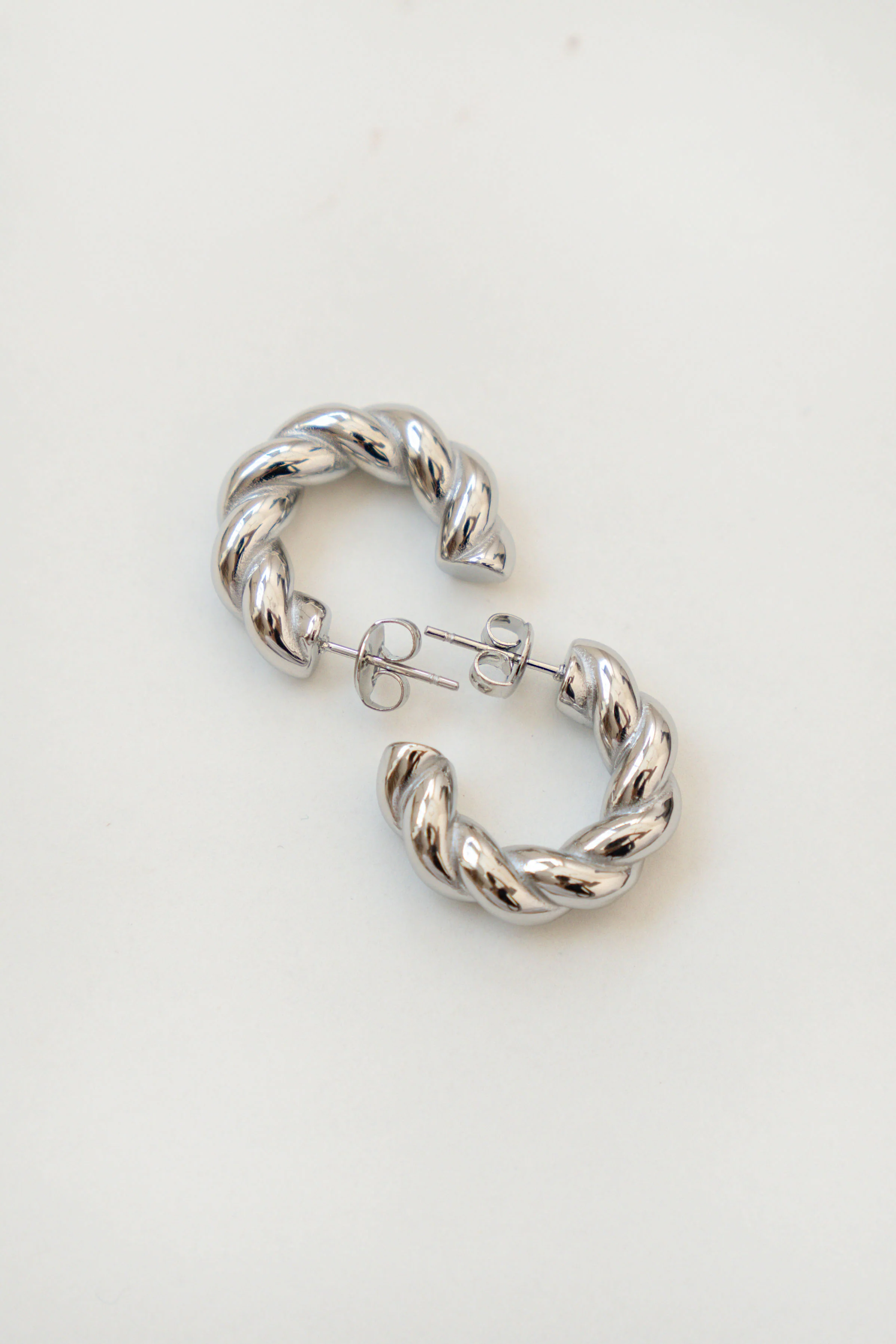 PENDIENTES ARO TRENZADO BOLD // PLATEADO - Image 4