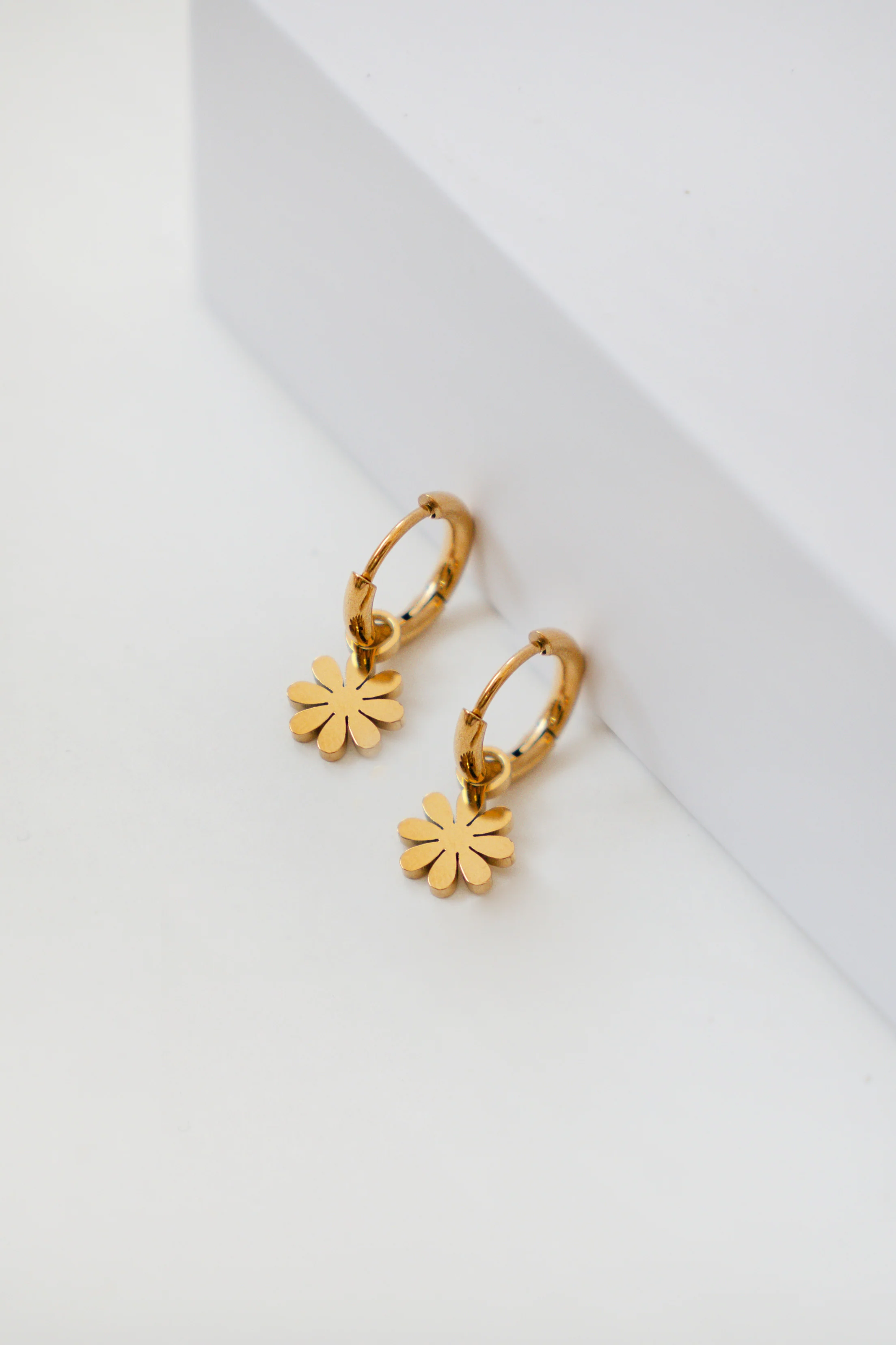 PENDIENTES ARO MINI FLOR