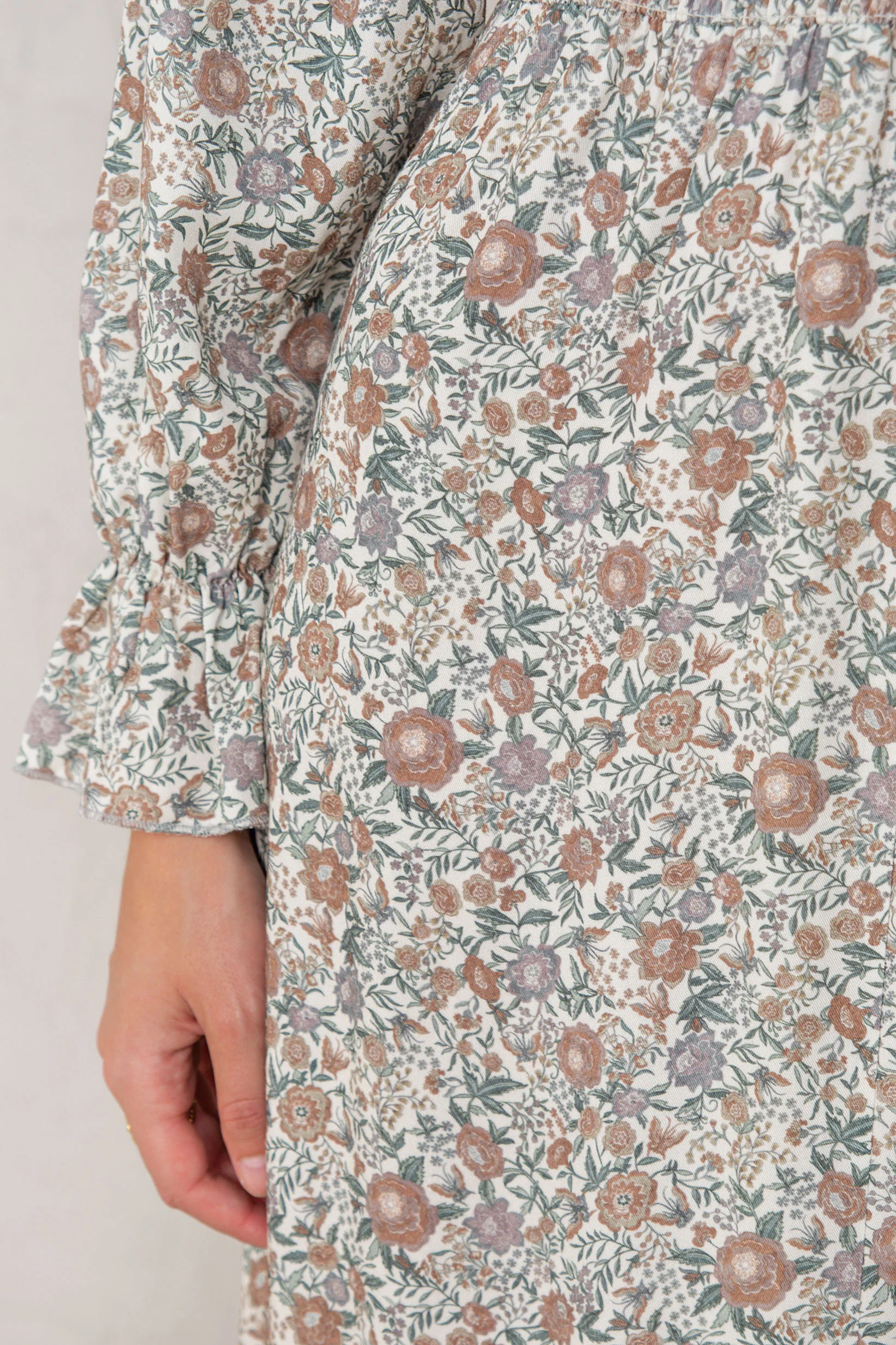 VESTIDO ALICIA // FLORES CRUDO - Image 8