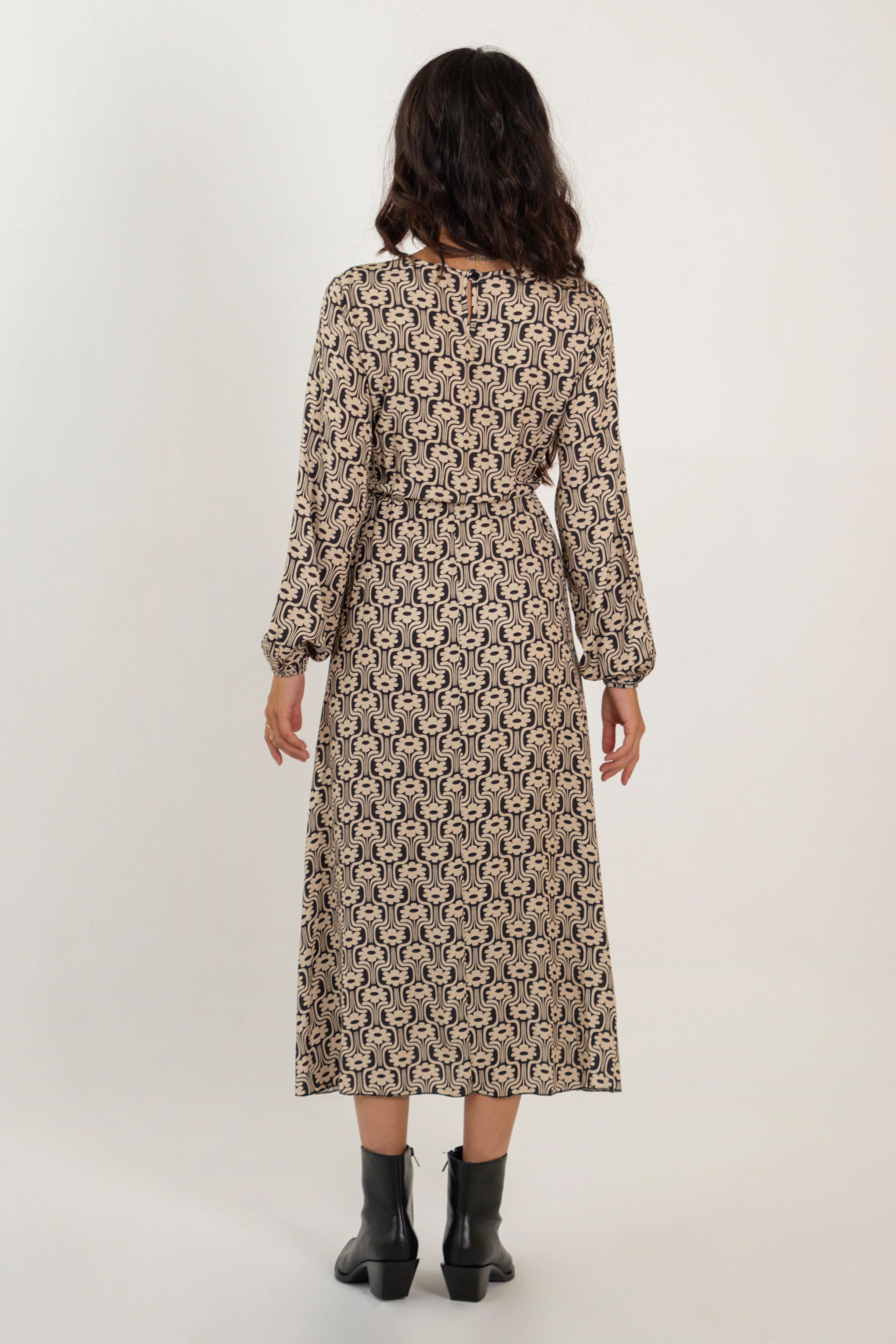 VESTIDO CATALINA // FLORES 70'S - Image 8