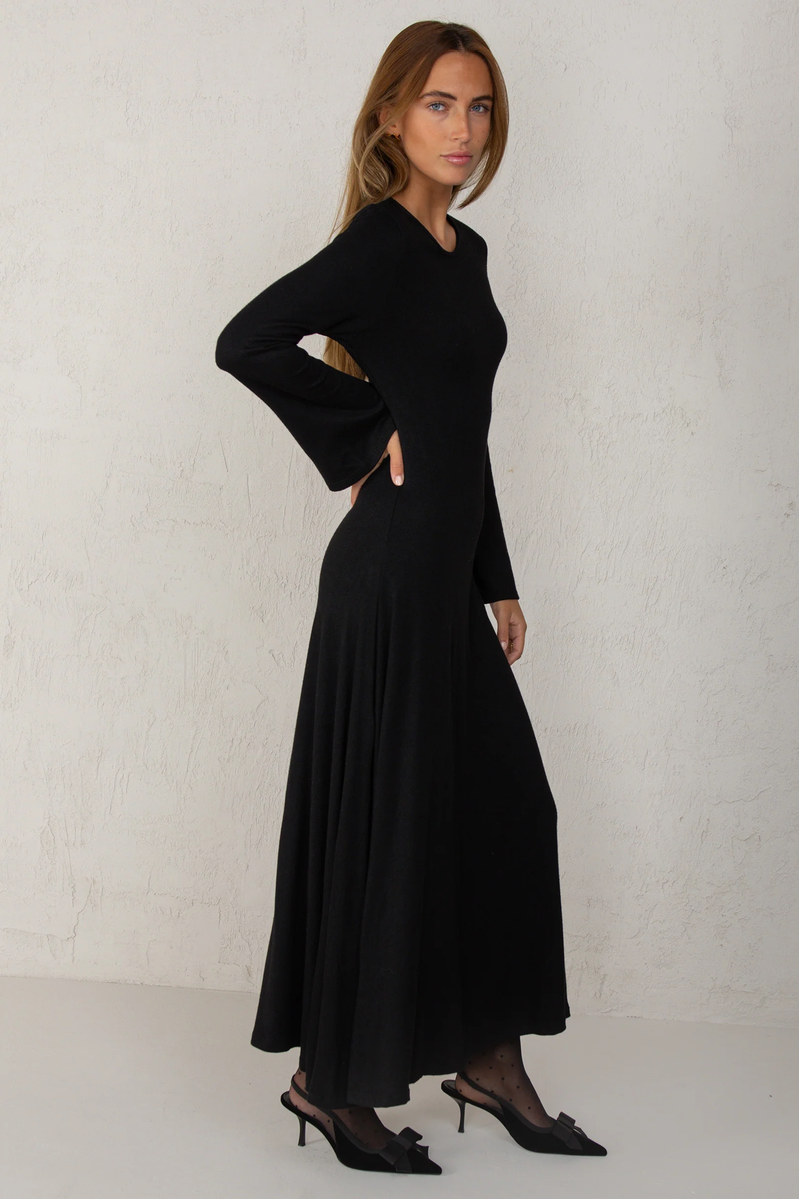 VESTIDO ISABELLA // NEGRO - Image 4